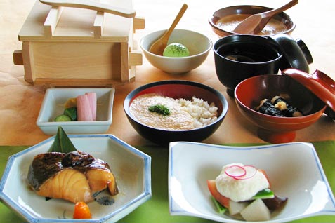 Asakusa Mugitoro Honten's Mugitoro plate