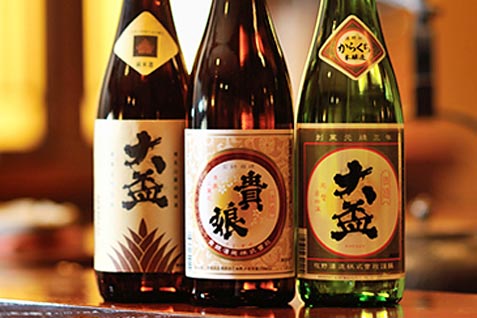 Mangetsu-sakaba bekkan's Japanese sake