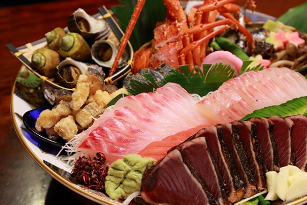 Sawachi Ryōri (Platter Banquet Cuisine)
