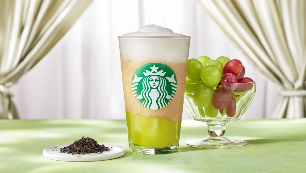 Starbucks "Grande Muscat Frappuccino®" Starbucks "Grande Muscat Frappuccino®"