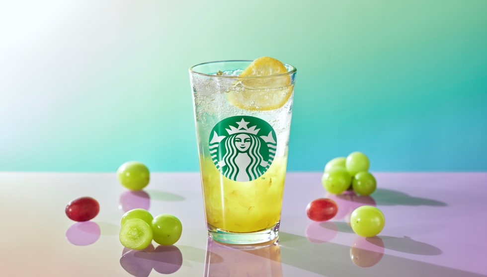 Starbucks "Grande Muscat Frappuccino®" Starbucks "Grande Muscat Frappuccino®"