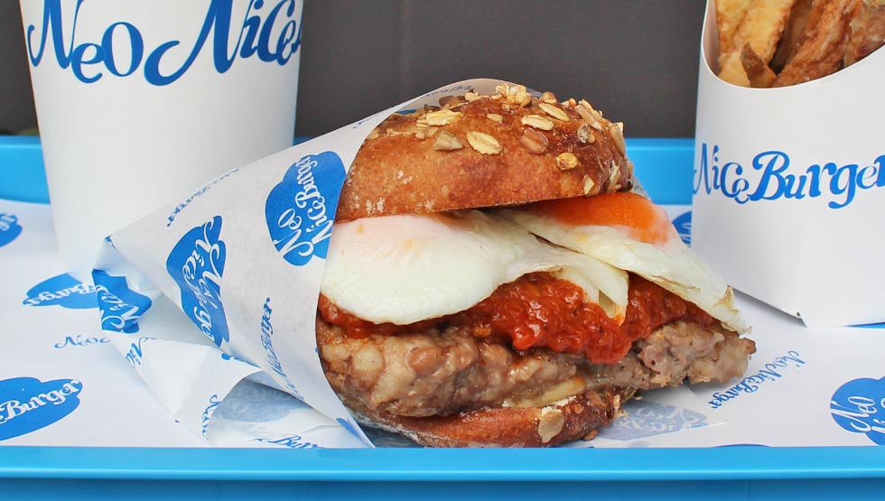 "Egg Egg Bolognese Burger"