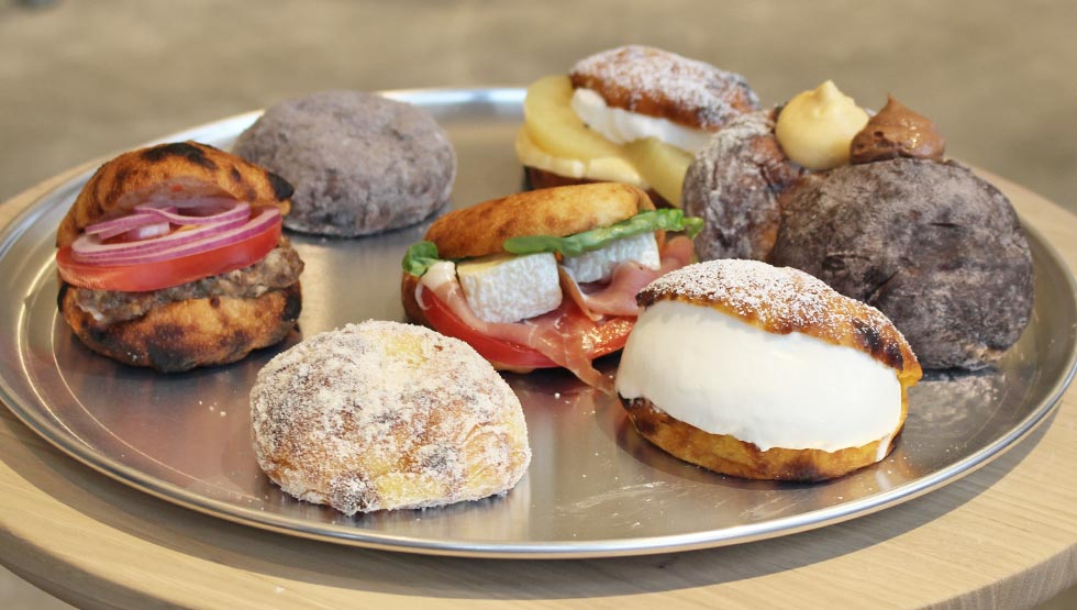 'I'm donut ? (I'm Donut?)' and bakery café 'dacō (Daco)' in Yokohama Minato Mirai