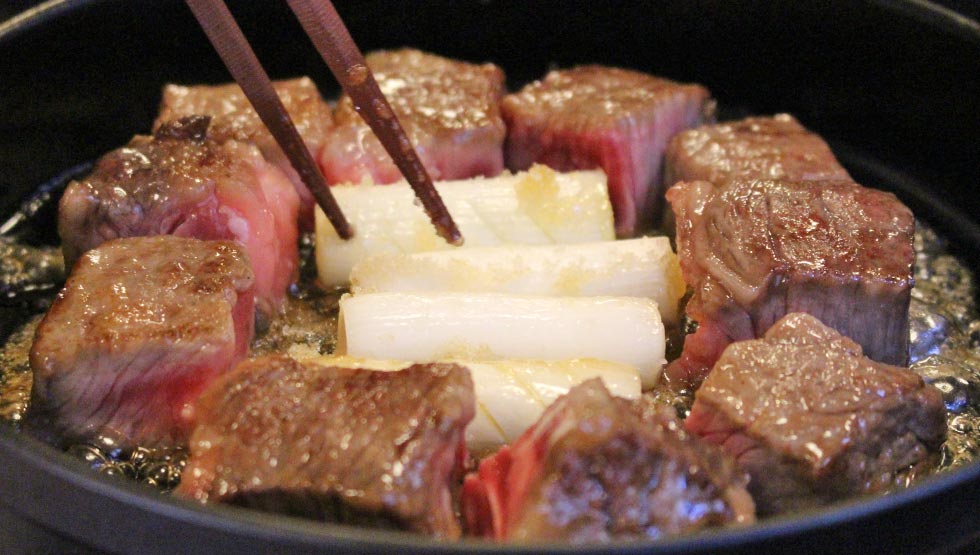 Edo Niku Kappo Sasaya Asakusa's "Gyunabe"